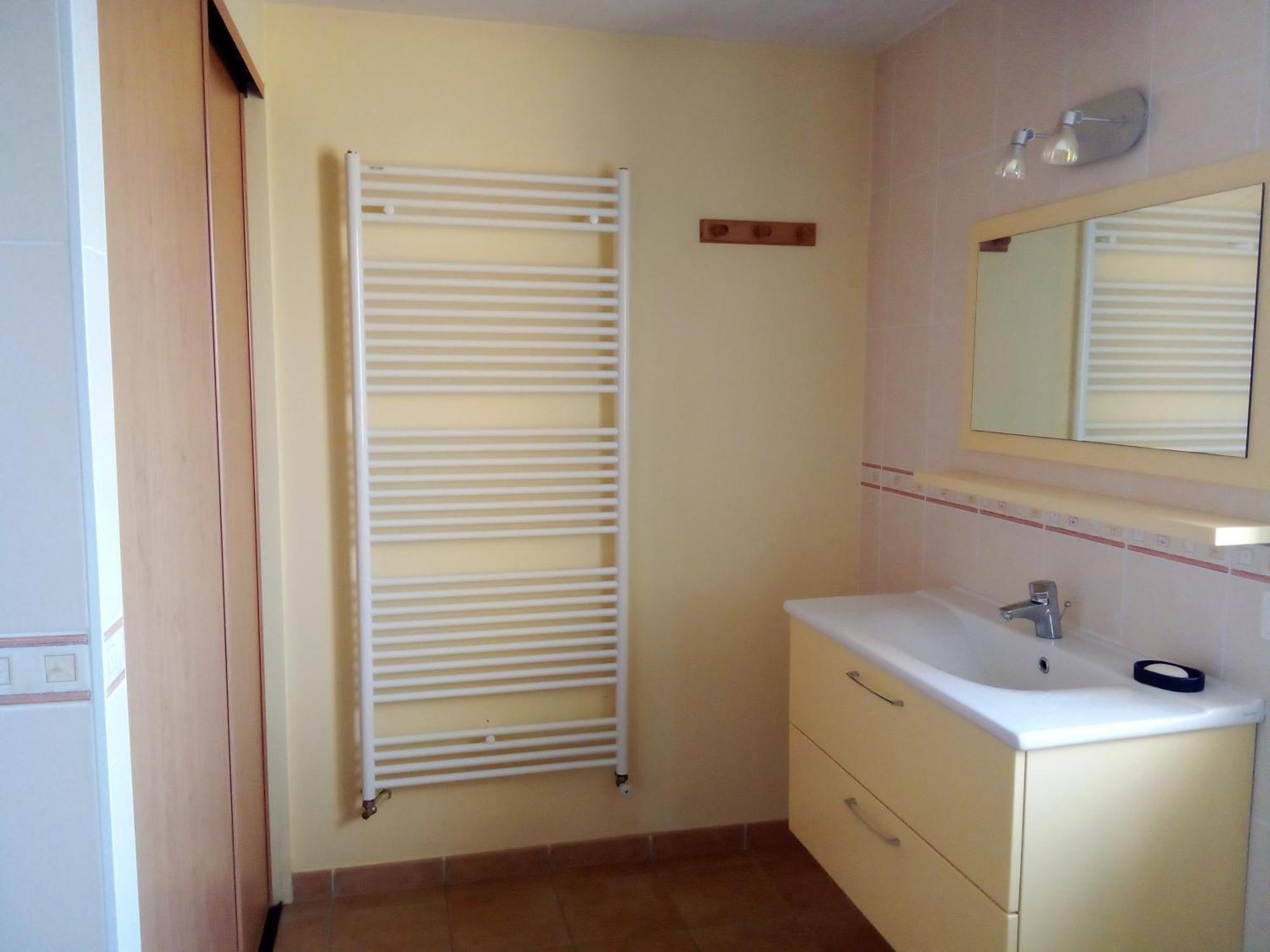Chez Steph Apartment Saint-Germain-Nuelles Екстериор снимка